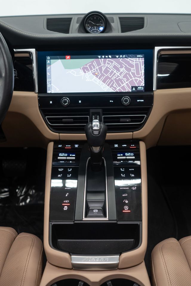 2024 Porsche Macan S - 23072642 - 28