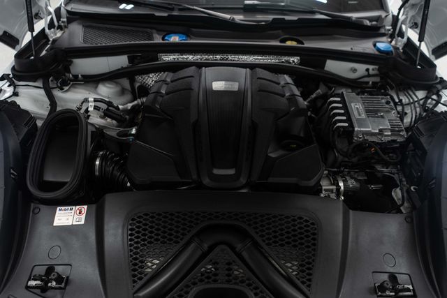 2024 Porsche Macan S - 23072642 - 41