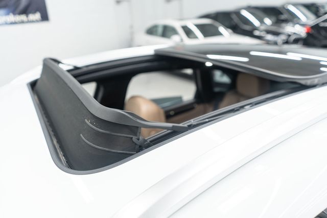 2024 Porsche Macan S - 23072642 - 43
