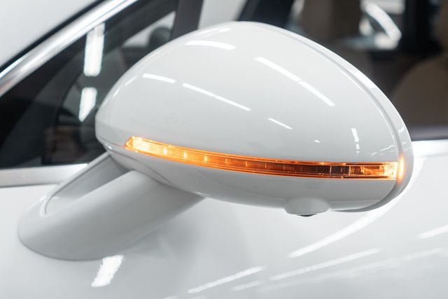 2024 Porsche Macan S - 23072642 - 44
