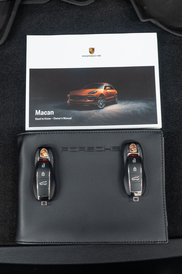 2024 Porsche Macan S - 23072642 - 54