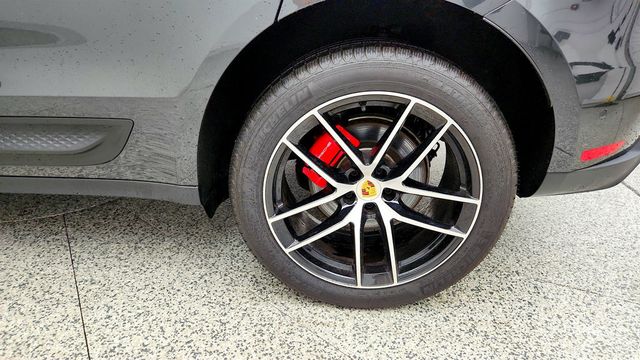 2024 Porsche Macan S - 23044393 - 8