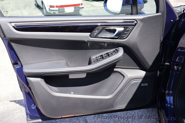 2024 Porsche Macan S - 23018405 - 10