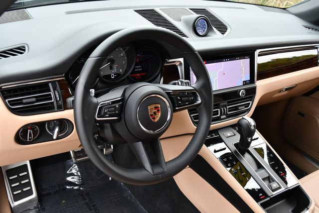 2024 Porsche Macan S AWD SUV W/Premium Package Plus - 23037747 - 11