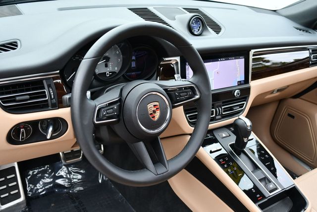 2024 Porsche Macan S AWD SUV W/Premium Package Plus - 23037747 - 40