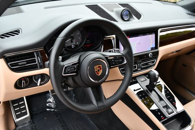 2024 Porsche Macan S AWD SUV W/Premium Package Plus - 23037747 - 50