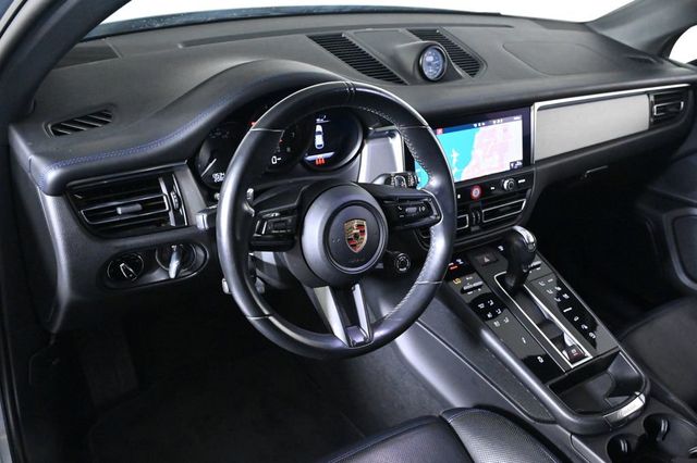 2024 Porsche Macan T - 23030503 - 13