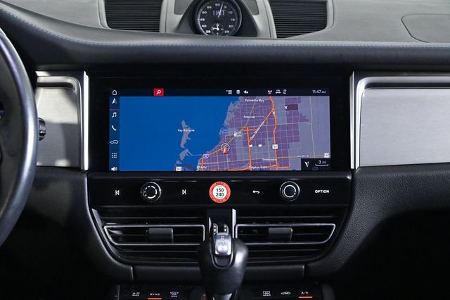 2024 Porsche Macan T - 23030503 - 15