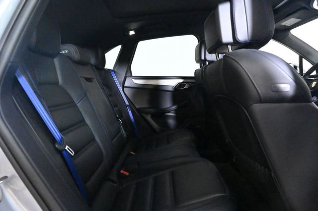 2024 Porsche Macan T - 23030503 - 19