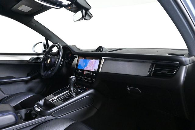 2024 Porsche Macan T - 23030503 - 20