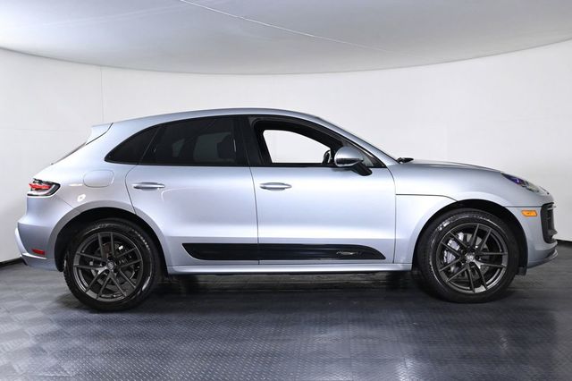 2024 Porsche Macan T - 23030503 - 24
