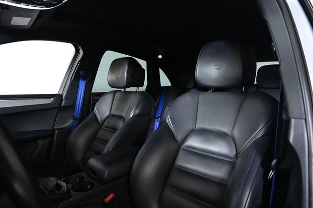 2024 Porsche Macan T - 23030503 - 2