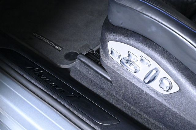 2024 Porsche Macan T - 23030503 - 8