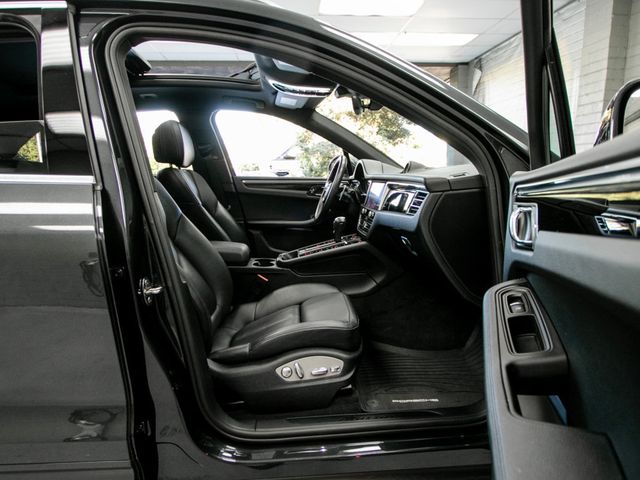 2024 Porsche Macan T - 23072829 - 17