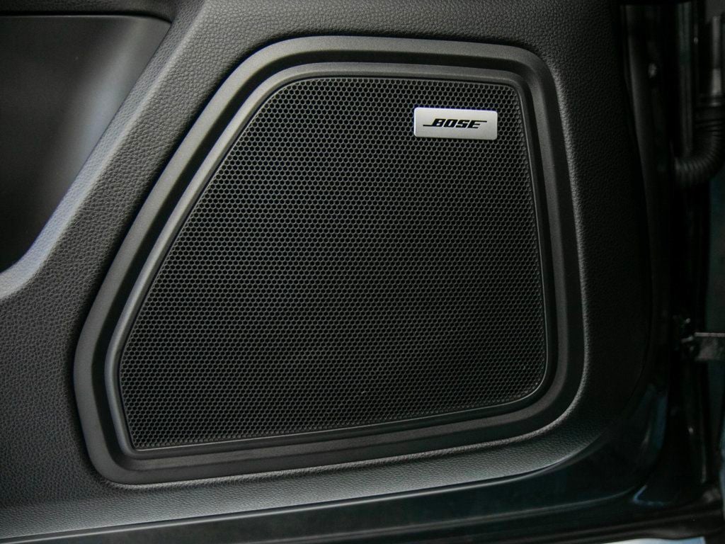 Porsche Macan photo 24