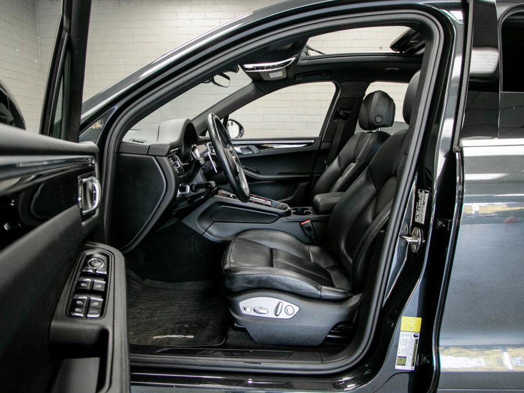 Porsche Macan photo 9