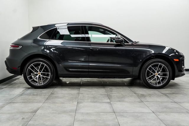 2024 Porsche Macan T - 22983944 - 9