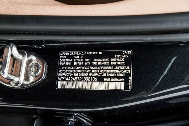 2024 Porsche Macan T - 22983944 - 46