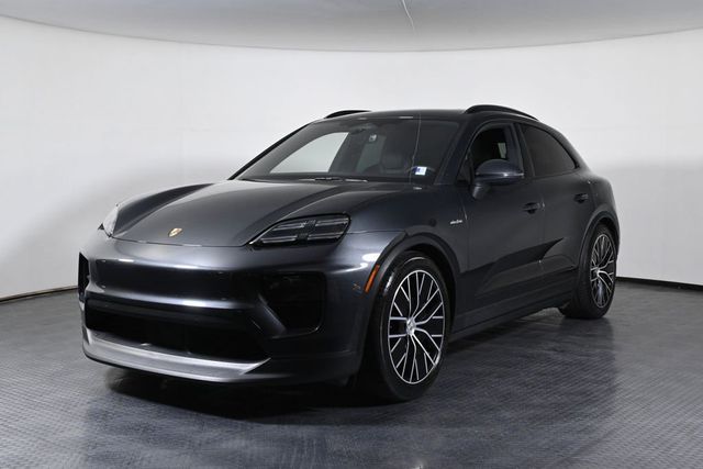 2024 Porsche Macan Electric 4 - 23022151 - 0