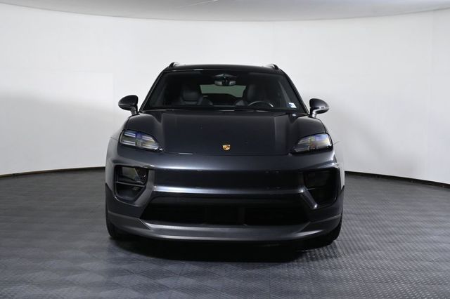 2024 Porsche Macan Electric 4 - 23022151 - 9