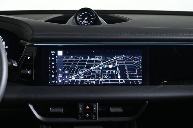2024 Porsche Macan Electric 4 - 23022151 - 14