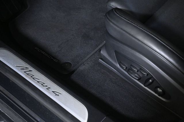 2024 Porsche Macan Electric 4 - 23022151 - 22