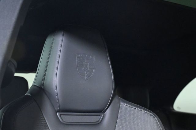 2024 Porsche Macan Electric 4 - 23022151 - 23