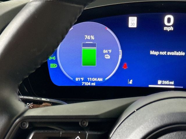 2024 Porsche Macan Electric 4 - 23042362 - 13