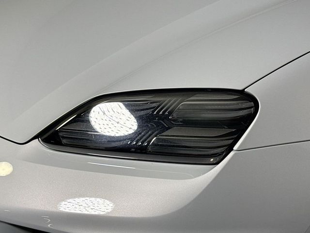 2024 Porsche Macan Electric 4 - 23042362 - 23
