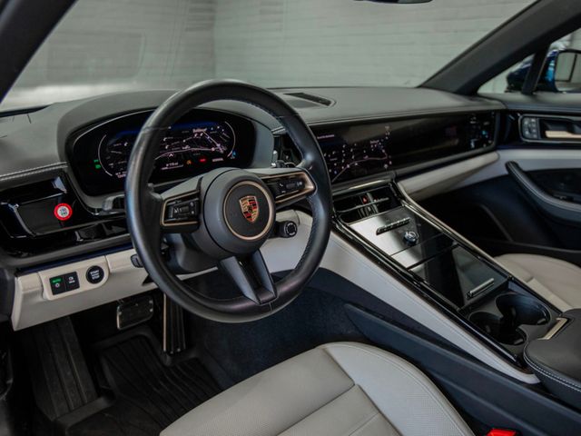 2024 Porsche Panamera 4 AWD - 22988593 - 17