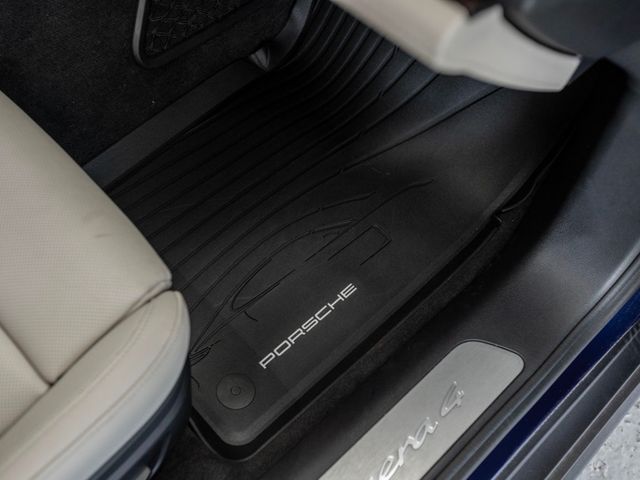 2024 Porsche Panamera 4 AWD - 22988593 - 31