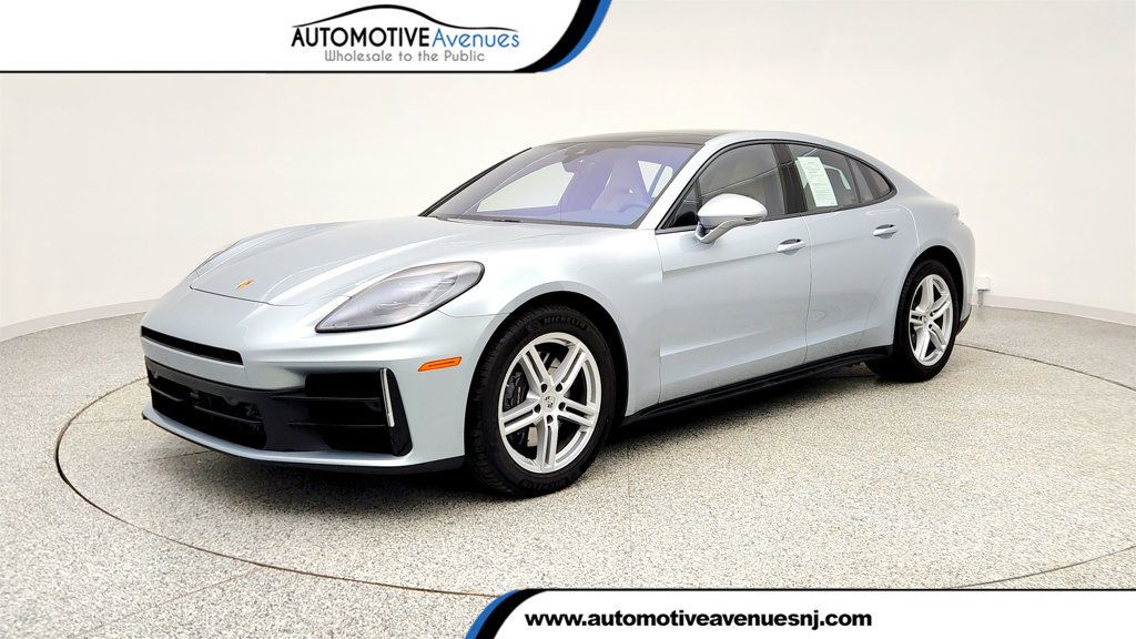 2024 Porsche Panamera RWD w/ Two-Tone Leather, InnoDrive & Passenger Display - 23002332 | Video 1