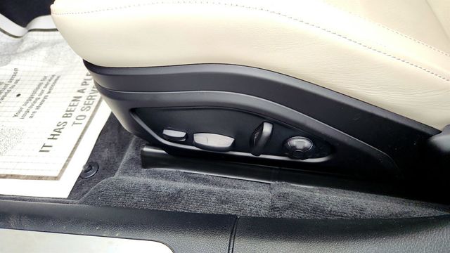 2024 Porsche Panamera RWD w/ Two-Tone Leather, InnoDrive & Passenger Display - 23002332 - 11