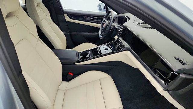2024 Porsche Panamera RWD w/ Two-Tone Leather, InnoDrive & Passenger Display - 23002332 - 24
