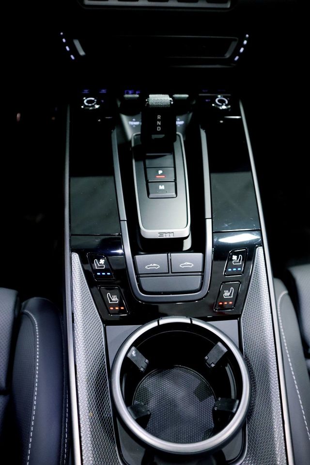 2024 Porsche TARGA 4S WHITE...SORRY SOLD!! - 22785129 - 35