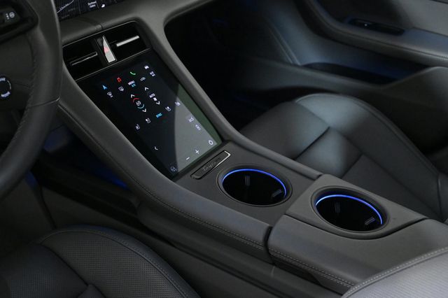 2024 Porsche Taycan 4S - 22923228 - 29