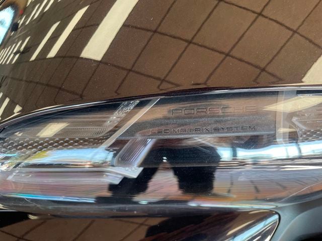 2024 Porsche Taycan 4S AWD - 23070431 - 9