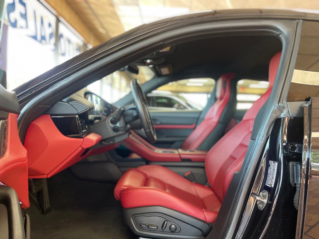 2024 Porsche Taycan 4S AWD - 23070431 - 17