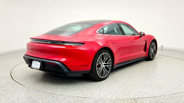 2024 Porsche Taycan 4S AWD w/ Premium Pkg & Deviated Stitching Two-Tone Leather Int. - 22936124 - 4