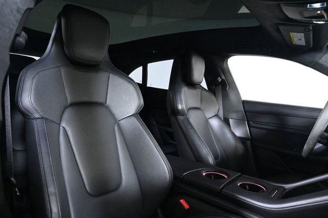 2024 Porsche Taycan GTS - 23001630 - 17