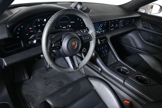 2024 Porsche Taycan GTS - 23001630 - 3