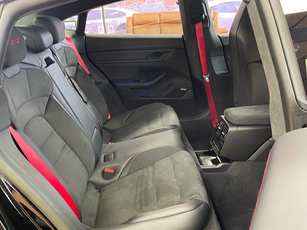 2024 Porsche Taycan GTS AWD - 22968179 - 22