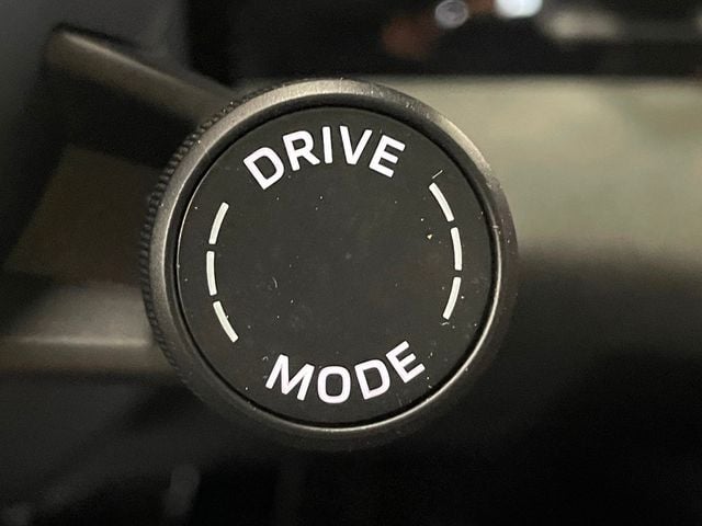 2024 Porsche Taycan GTS AWD - 22968179 - 26