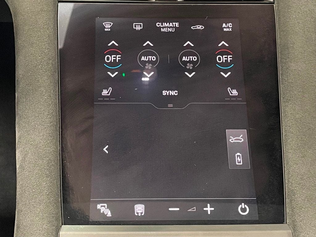 2024 Porsche Taycan GTS AWD - 22968179 - 34