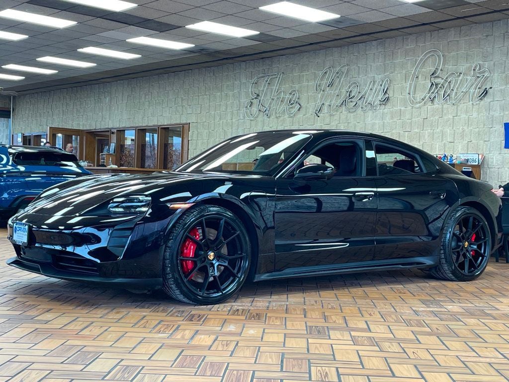 2024 Porsche Taycan GTS AWD - 22968179 - 3