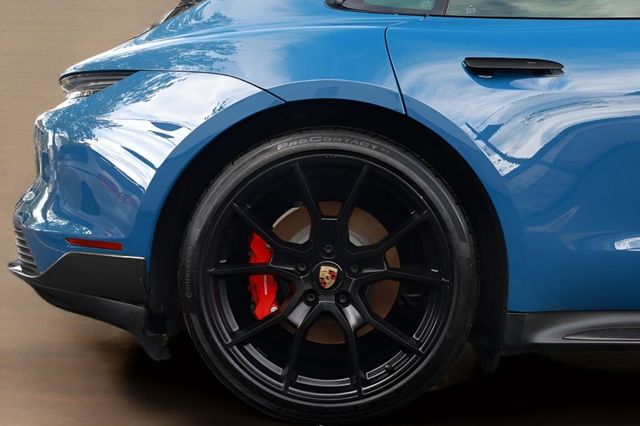 2024 Porsche Taycan GTS Sport Turismo AWD - 22991581 - 15