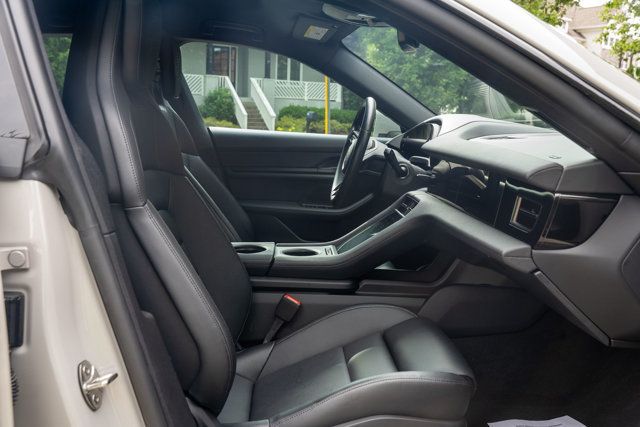 2024 Porsche Taycan MSRP$143870/4S-CrossTurismo/PremiumPkg/TechnologyPkg/NAV - 23027433 - 45