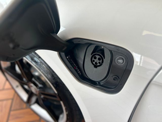 2024 Porsche Taycan RWD - 22870638 - 10