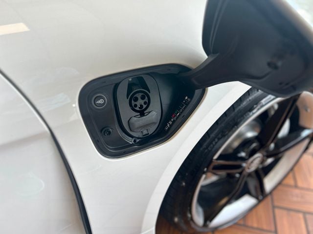 2024 Porsche Taycan RWD - 22870638 - 15