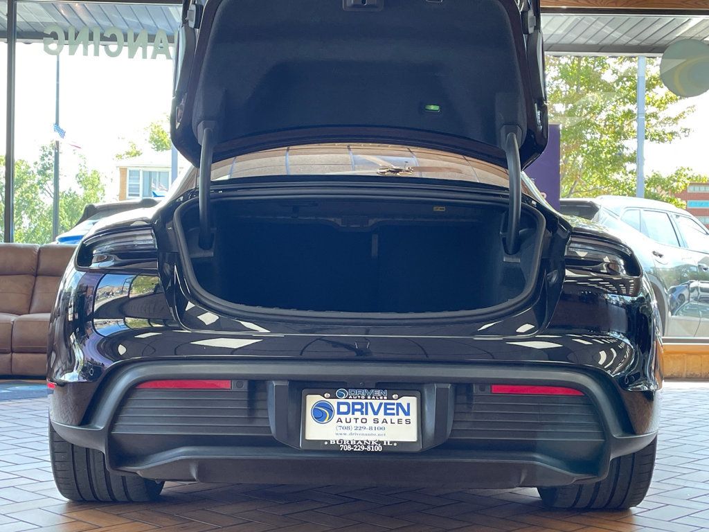 2024 Porsche Taycan RWD - 23080924 - 11